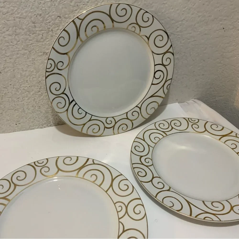 Pier 1 Imports excellent g22
